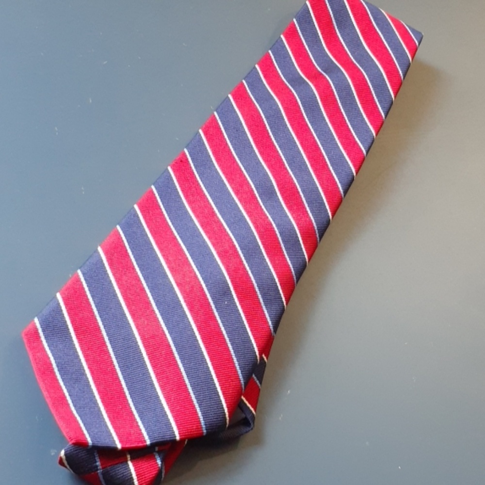 Men's tie